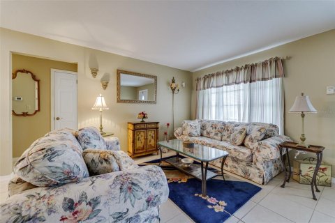 Casa en venta en Pinellas Park, Florida, 2 dormitorios, 104.24 m2 № 1884955 - foto 6