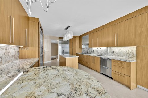 Condominio en venta en Aventura, Florida, 4 dormitorios, 379.04 m2 № 2339861 - foto 23
