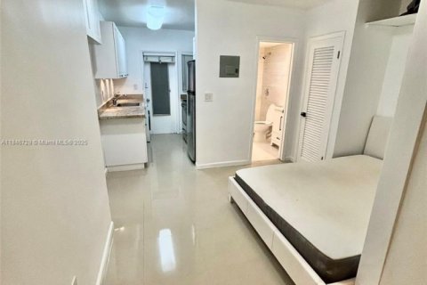 Condo in Miami Beach, Florida  № 1846078 - photo 4