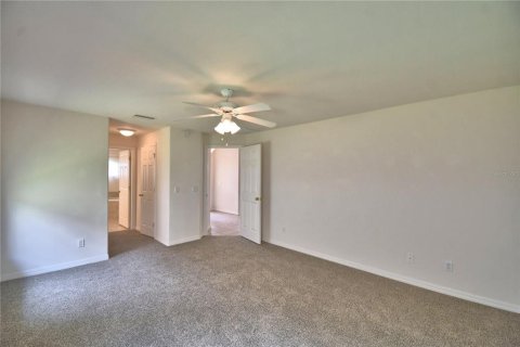 Casa en venta en Winter Haven, Florida, 3 dormitorios, 175.31 m2 № 2212267 - foto 16