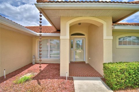 Casa en venta en Winter Haven, Florida, 3 dormitorios, 175.31 m2 № 2212267 - foto 6