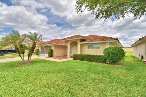 Casa en venta en Winter Haven, Florida, 3 dormitorios, 175.31 m2 № 2212267 - foto 4