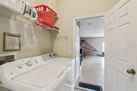 Купить виллу или дом в Киссимми, Флорида 9 комнат, 341.51м2, № 2216975 - фото 25