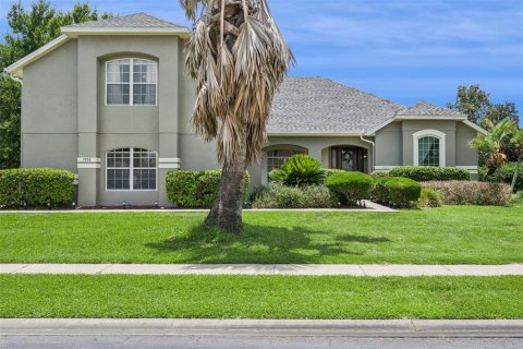 House in Kissimmee, Florida 5 bedrooms, 341.51 sq.m. № 2216975