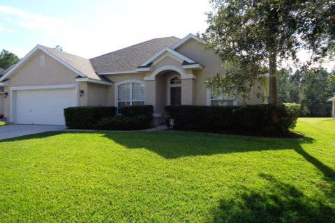 Casa en alquiler en Orange Park, Florida, 3 dormitorios, 154.5 m2 № 865894 - foto 1