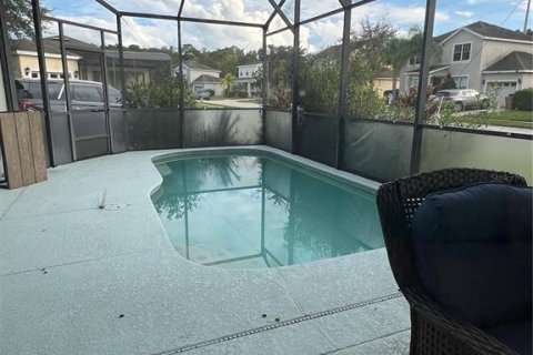 Casa en venta en Kissimmee, Florida, 4 dormitorios, 206.8 m2 № 1916575 - foto 15