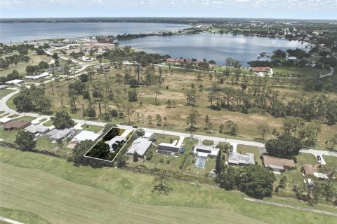 House in Sebring, Florida 3 bedrooms, 146.04 sq.m. № 1791196 - photo 25