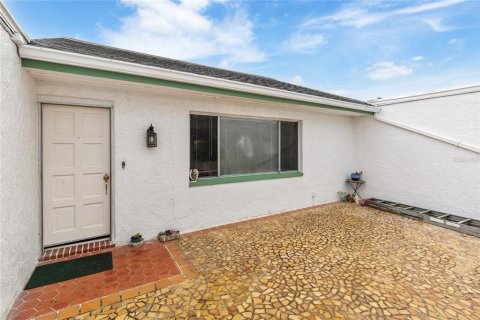 House in Holiday, Florida 2 bedrooms, 123.93 sq.m. № 2221032 - photo 29
