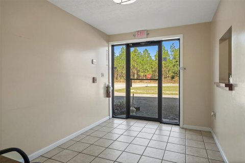 Immobilier commercial à louer à Homosassa, Floride: 1714.05 m2 № 2406789 - photo 7