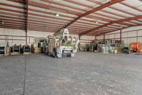 Immobilier commercial à louer à Homosassa, Floride: 1714.05 m2 № 2406789 - photo 18