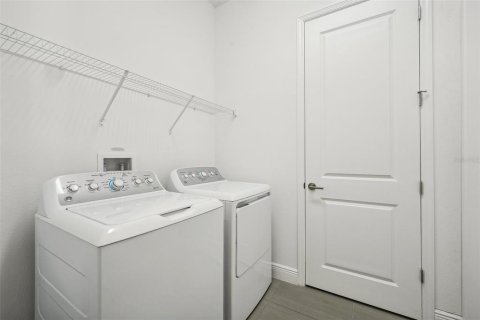 Casa en venta en Kissimmee, Florida, 2 dormitorios, 164.44 m2 № 1914329 - foto 16