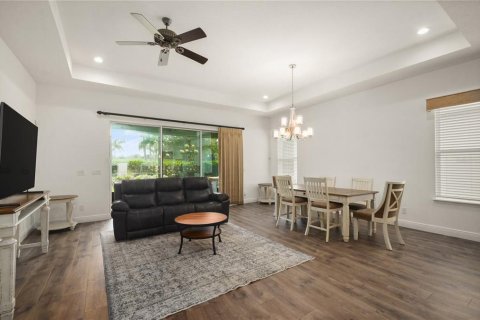 Casa en venta en Kissimmee, Florida, 2 dormitorios, 164.44 m2 № 1914329 - foto 5