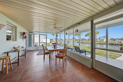 Villa ou maison à vendre à Port Charlotte, Floride: 3 chambres, 115.57 m2 № 2431608 - photo 23