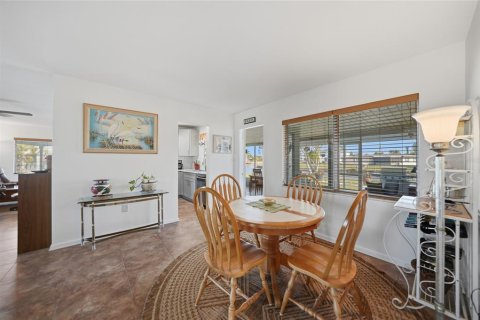 Villa ou maison à vendre à Port Charlotte, Floride: 3 chambres, 115.57 m2 № 2431608 - photo 8