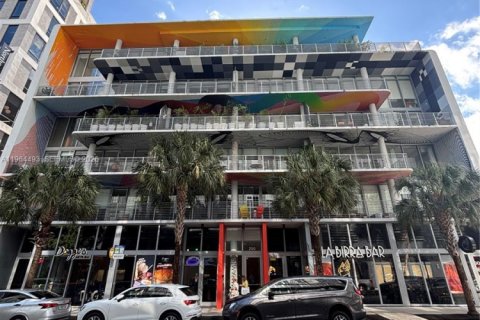 Condominio en Miami, Florida, 2 dormitorios  № 2025936