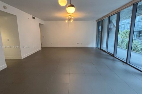 Condominio en alquiler en Miami, Florida, 2 dormitorios, 139.35 m2 № 2025936 - foto 8