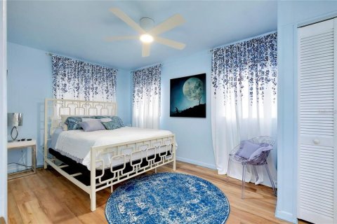 Casa en alquiler en North Port, Florida, 3 dormitorios, 135.82 m2 № 1883996 - foto 4