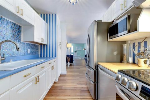 Casa en alquiler en North Port, Florida, 3 dormitorios, 135.82 m2 № 1883996 - foto 20