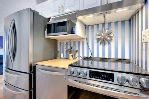 Casa en alquiler en North Port, Florida, 3 dormitorios, 135.82 m2 № 1883996 - foto 21