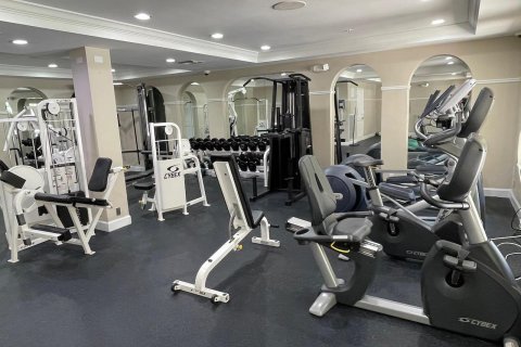 Снять в аренду кондоминиум в Уэст-Палм-Бич, Флорида 2 спальни, 105.17м2, № 1160291 - фото 1