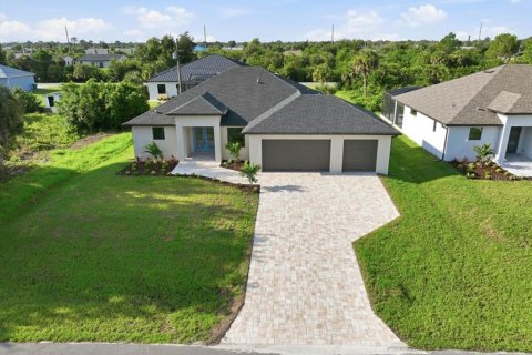 Casa en Englewood, Florida 3 dormitorios, 179.95 m2 № 2363211