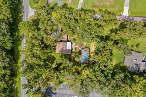 House in Brooksville, Florida 4 bedrooms, 188.03 sq.m. № 2329967 - photo 18