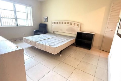 Condo in Delray Beach, Florida, 2 bedrooms  № 1806508 - photo 13