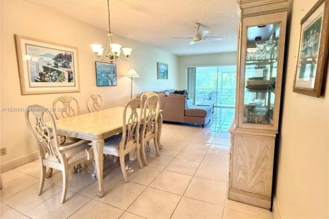 Condo in Delray Beach, Florida, 2 bedrooms  № 1806508 - photo 5