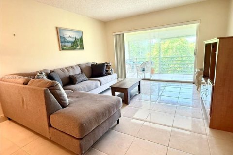 Condo in Delray Beach, Florida, 2 bedrooms  № 1806508 - photo 4