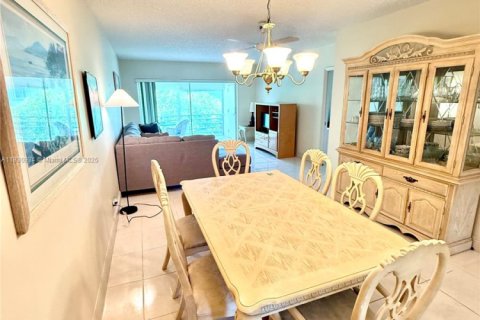 Condo in Delray Beach, Florida, 2 bedrooms  № 1806508 - photo 7
