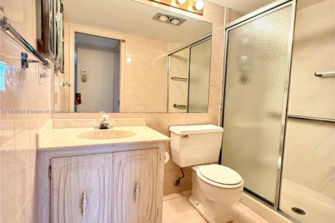 Condo in Delray Beach, Florida, 2 bedrooms  № 1806508 - photo 22