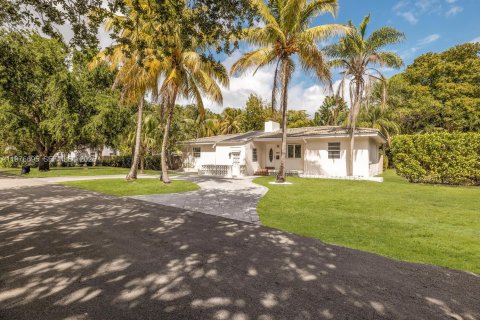 Casa en venta en Biscayne Park, Florida, 4 dormitorios, 197.32 m2 № 2049292 - foto 3