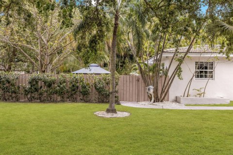 Casa en venta en Biscayne Park, Florida, 4 dormitorios, 197.32 m2 № 2049292 - foto 16