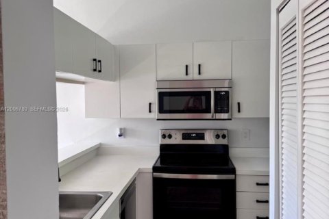 Copropriété à louer à West Palm Beach, Floride: 1 chambre, 78.97 m2 № 2074475 - photo 5