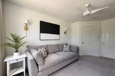 Townhouse in Sarasota, Florida 3 bedrooms, 177.44 sq.m. № 1781396 - photo 21