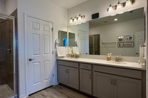 Townhouse in Sarasota, Florida 3 bedrooms, 177.44 sq.m. № 1781396 - photo 29