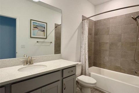 Townhouse in Sarasota, Florida 3 bedrooms, 177.44 sq.m. № 1781396 - photo 22