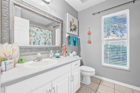 Casa en venta en Zephyrhills, Florida, 4 dormitorios, 256.41 m2 № 1805599 - foto 19