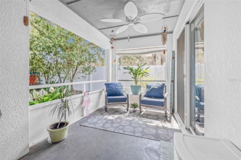Casa en venta en Zephyrhills, Florida, 4 dormitorios, 256.41 m2 № 1805599 - foto 22
