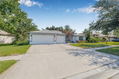 Casa en venta en Zephyrhills, Florida, 4 dormitorios, 256.41 m2 № 1805599 - foto 28