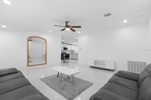Appartement à louer à Wesley Chapel, Floride: 3 chambres, 178.37 m2 № 2150472 - photo 30