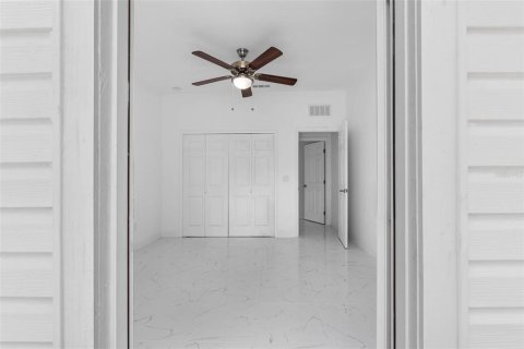 Appartement à louer à Wesley Chapel, Floride: 3 chambres, 178.37 m2 № 2150472 - photo 12