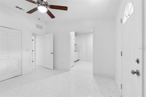 Appartement à louer à Wesley Chapel, Floride: 3 chambres, 178.37 m2 № 2150472 - photo 14