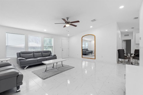 Appartement à louer à Wesley Chapel, Floride: 3 chambres, 178.37 m2 № 2150472 - photo 29