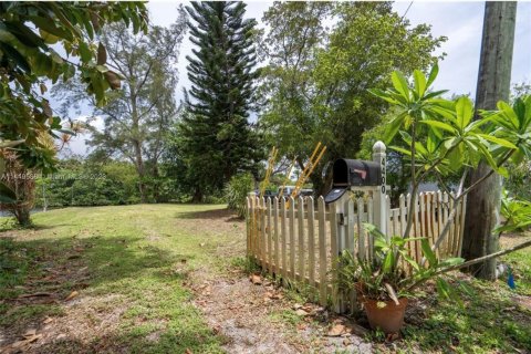 Land in Dania Beach, Florida № 1710356 - photo 18