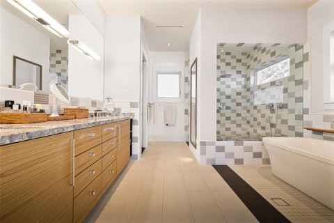 Casa en venta en Pinecrest, Florida, 6 dormitorios, 647.53 m2 № 1716049 - foto 17