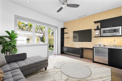Casa en venta en Pinecrest, Florida, 6 dormitorios, 647.53 m2 № 1716049 - foto 15