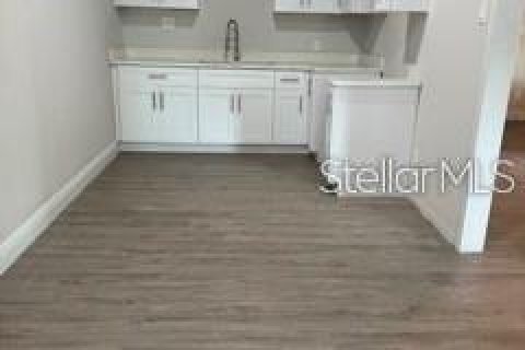 Casa en alquiler en Winter Park, Florida, 2 dormitorios, 101.36 m2 № 1848124 - foto 3