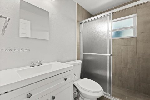 House in Fort Lauderdale, Florida 2 bedrooms, 127.83 sq.m. № 2055931 - photo 12