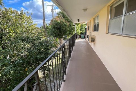 Condominio en venta en Fort Lauderdale, Florida, 2 dormitorios, 74.32 m2 № 2087588 - foto 26